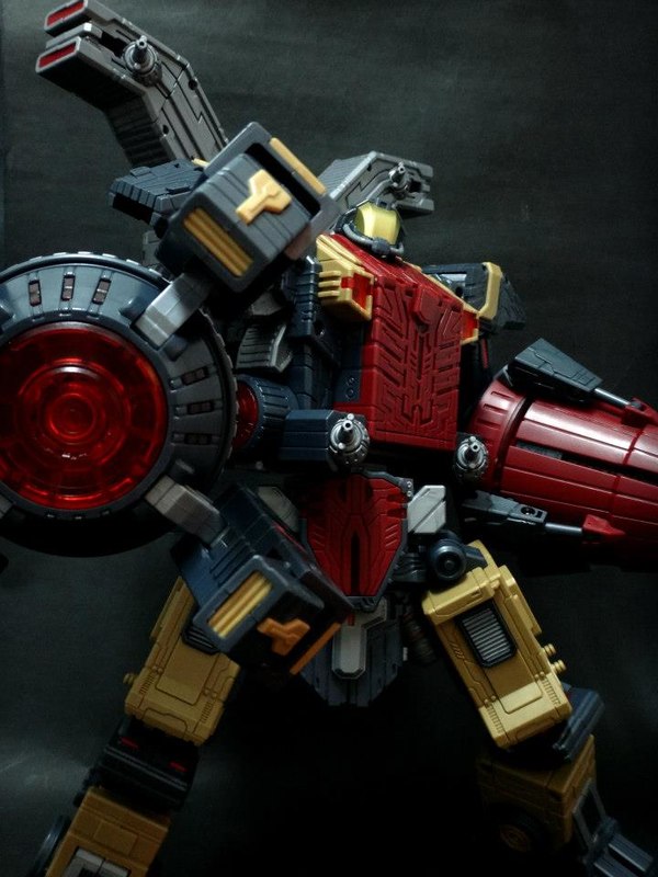 Planet X PX 01 Genesis WFC Omega Supreme Action Figure Image  (18 of 50)